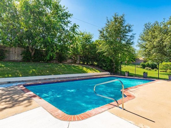 4501  Ridgeway Road , Fort Worth Texas 76126