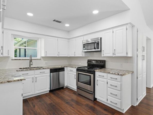 4501  Ridgeway Road , Fort Worth Texas 76126