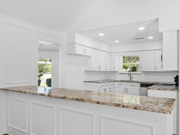 4501  Ridgeway Road , Fort Worth Texas 76126