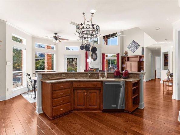 808  Creekline Way , McKinney Texas 75072