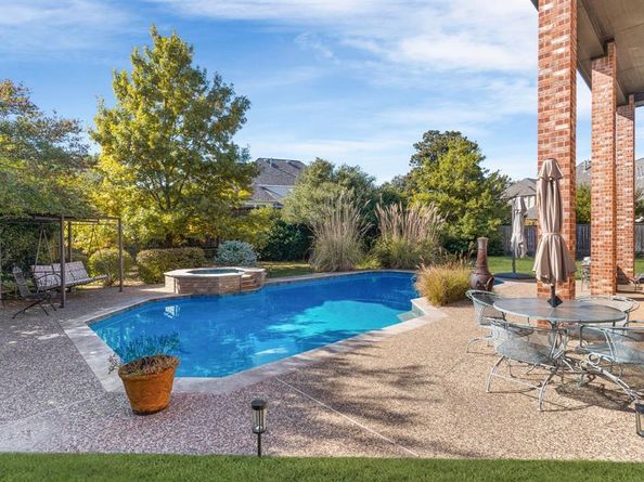 808  Creekline Way , McKinney Texas 75072