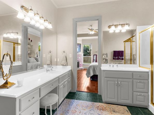 808  Creekline Way , McKinney Texas 75072