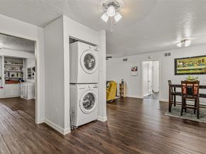 9865  Marlin Drive , Dallas Texas 75228