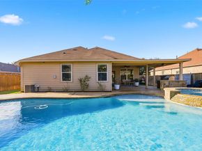521  Bailer Drive , Crowley Texas 76036