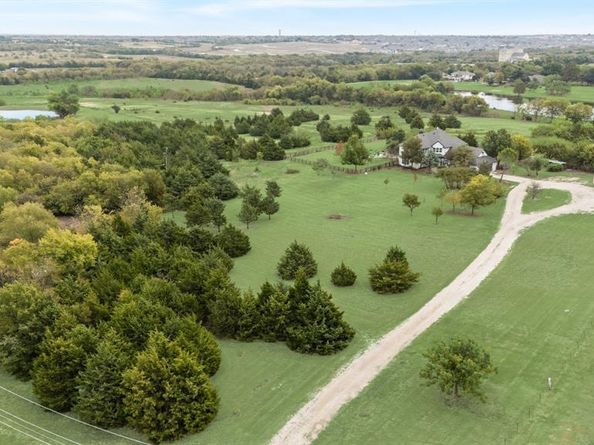 3109 N Stodghill Road , Fate Texas 75087