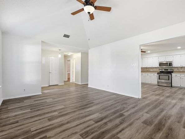 1130  Woodrow Drive , Lewisville Texas 75067