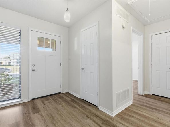 1130  Woodrow Drive , Lewisville Texas 75067