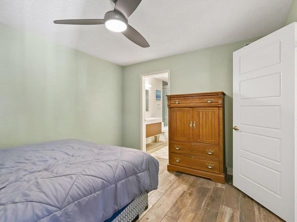 18040  Midway Road  225, Dallas Texas 75287