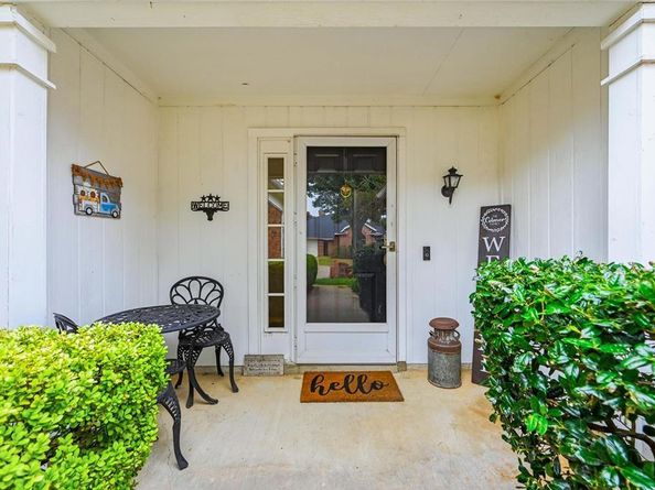 5409  Summit Peak Drive , Arlington Texas 76017