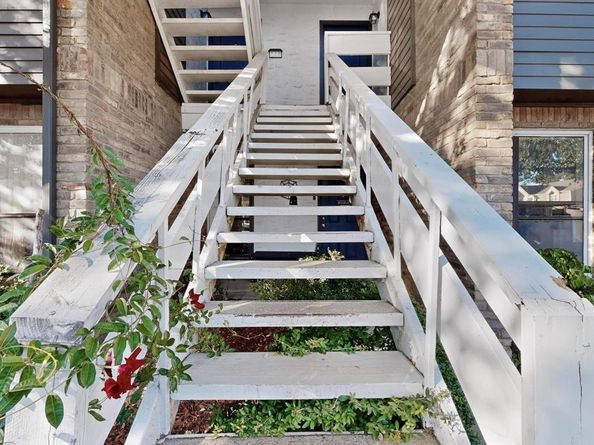 5840  Spring Valley Road  810, Dallas Texas 75254