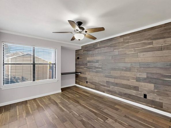 5840  Spring Valley Road  810, Dallas Texas 75254