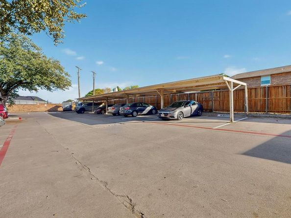 5840  Spring Valley Road  810, Dallas Texas 75254