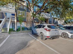 5840  Spring Valley Road  810, Dallas Texas 75254
