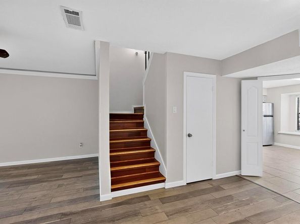 5840  Spring Valley Road  810, Dallas Texas 75254