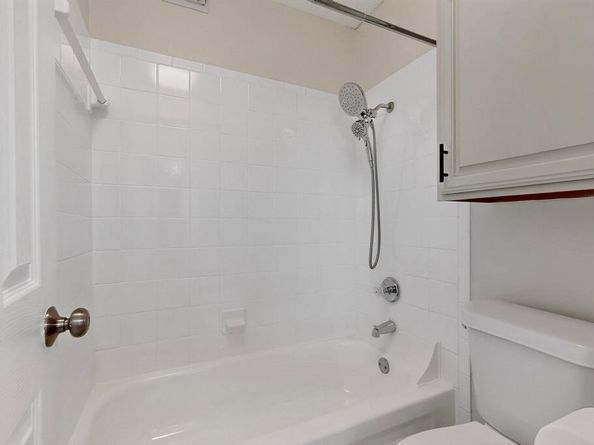 5840  Spring Valley Road  810, Dallas Texas 75254