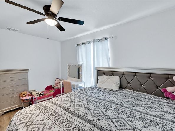 1104 E Mulkey Street , Fort Worth Texas 76104