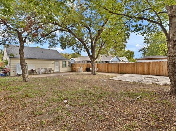 1104 E Mulkey Street , Fort Worth Texas 76104