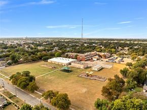 1104 E Mulkey Street , Fort Worth Texas 76104