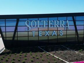 1801  Jade Forest Lane , Mesquite Texas 75181