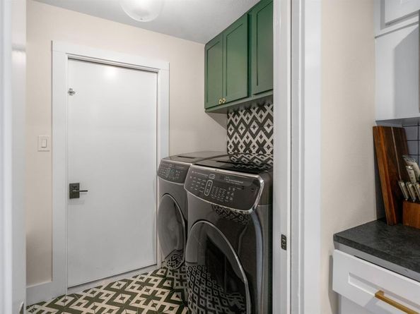 9124  Westglen Drive , Dallas Texas 75228