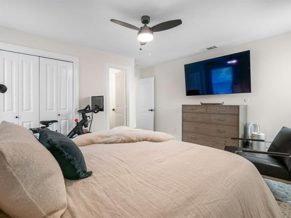 9124  Westglen Drive , Dallas Texas 75228