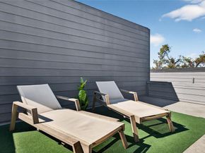 2102 N Prairie Avenue  105, Dallas Texas 75204