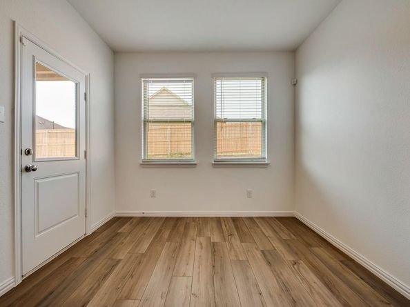 301  Post Oak Street , Azle Texas 76020