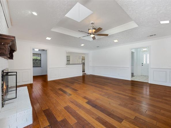 642  Ray Avenue , DeSoto Texas 75115