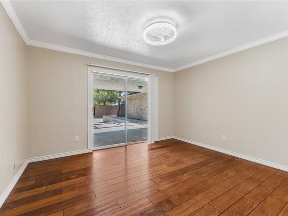 642  Ray Avenue , DeSoto Texas 75115