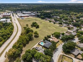 642  Ray Avenue , DeSoto Texas 75115