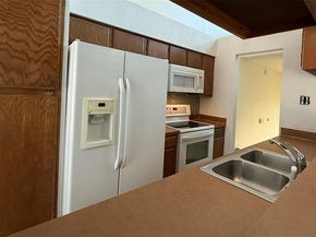 6723  Eastridge Drive  109, Dallas Texas 75231