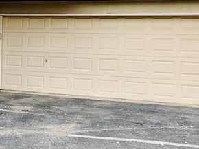 6723  Eastridge Drive  109, Dallas Texas 75231