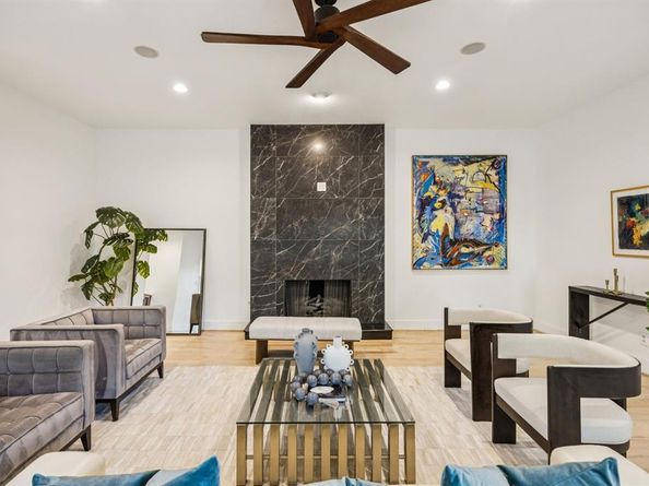 9415  Hill View Drive , Dallas Texas 75231