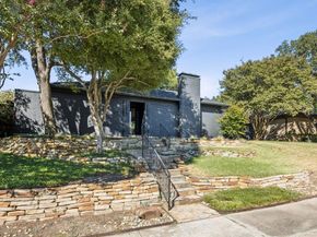 9415  Hill View Drive , Dallas Texas 75231