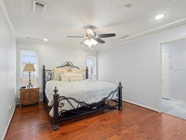 3805  Downs Way , Garland Texas 75040