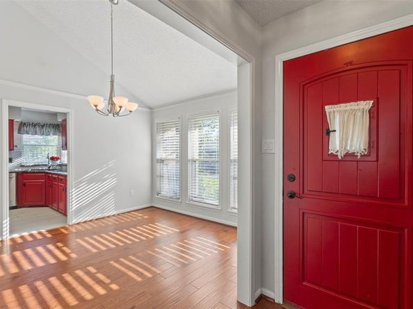 3805  Downs Way , Garland Texas 75040