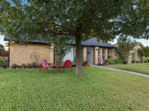 3805  Downs Way , Garland Texas 75040