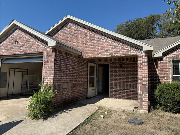 2503  Lyola Street , Dallas Texas 75241