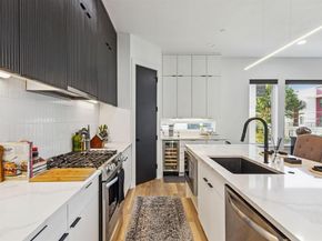 2916  Hawthorne Avenue  101, Dallas Texas 75219