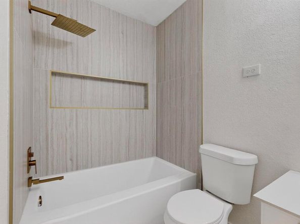 455  Chestnut Lane , DeSoto Texas 75115