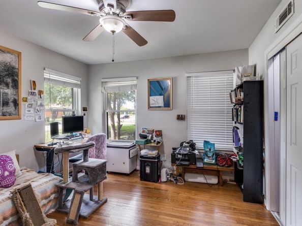 9521  Ash Creek Drive , Dallas Texas 75228