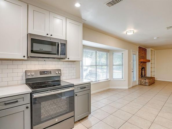 3917  Van Deman Drive , Benbrook Texas 76116