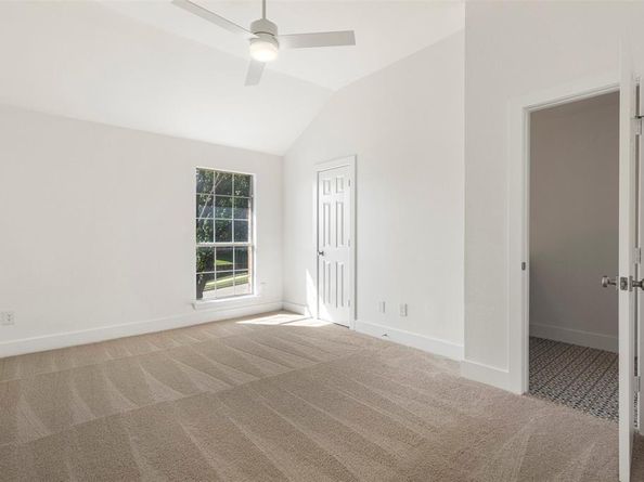421  Ridge Meade Drive , Lewisville Texas 75067