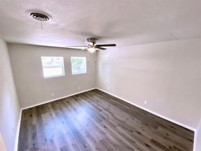 4808  Curzon Avenue , Fort Worth Texas 76107