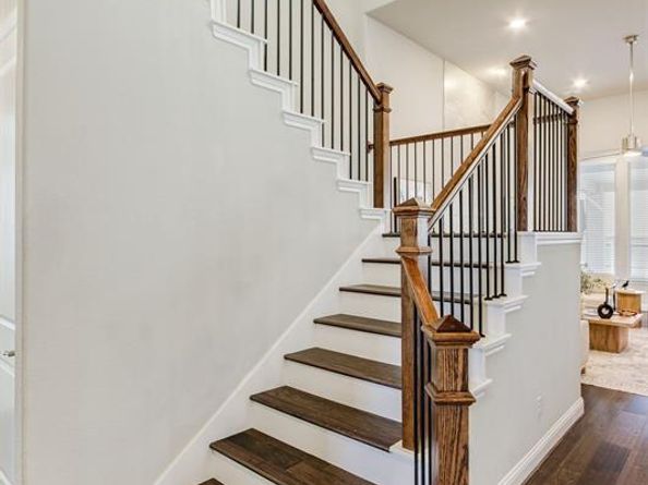 1712  Brookridge Path , Lewisville Texas 75010