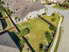 1712  Brookridge Path , Lewisville Texas 75010