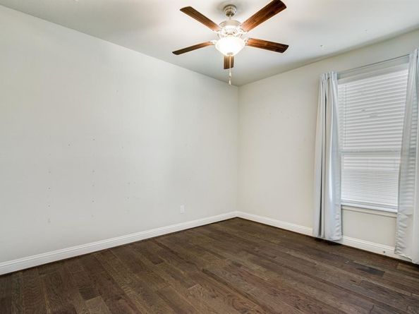 1712  Brookridge Path , Lewisville Texas 75010