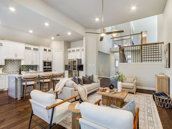 1712  Brookridge Path , Lewisville Texas 75010