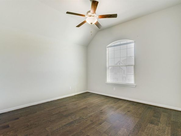 1712  Brookridge Path , Lewisville Texas 75010