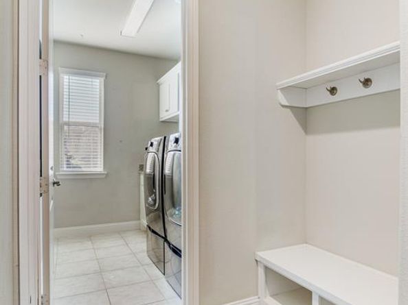 1712  Brookridge Path , Lewisville Texas 75010